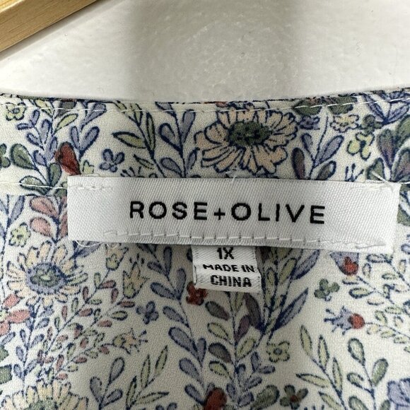 Rose & Olive Blouse Size 1X Floral Print Pintuck Cottagecore Boho V Neck - Picture 2 of 11